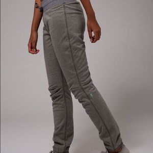 Ivivva Huddle and Cuddle Lined Grey Joggers